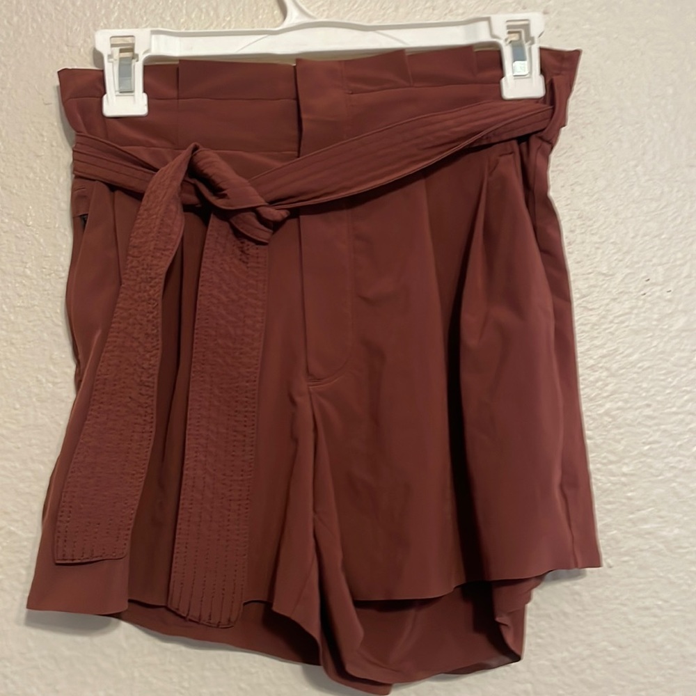 Athleta Skyline Shorts